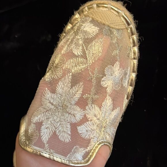 Women’s Silver Linen Woven Flat Slip-on Espadrilles - Picture 7 of 8